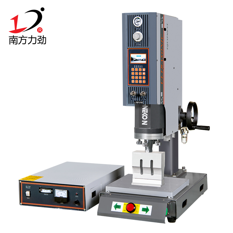 15K方立柱超聲波塑料焊接機